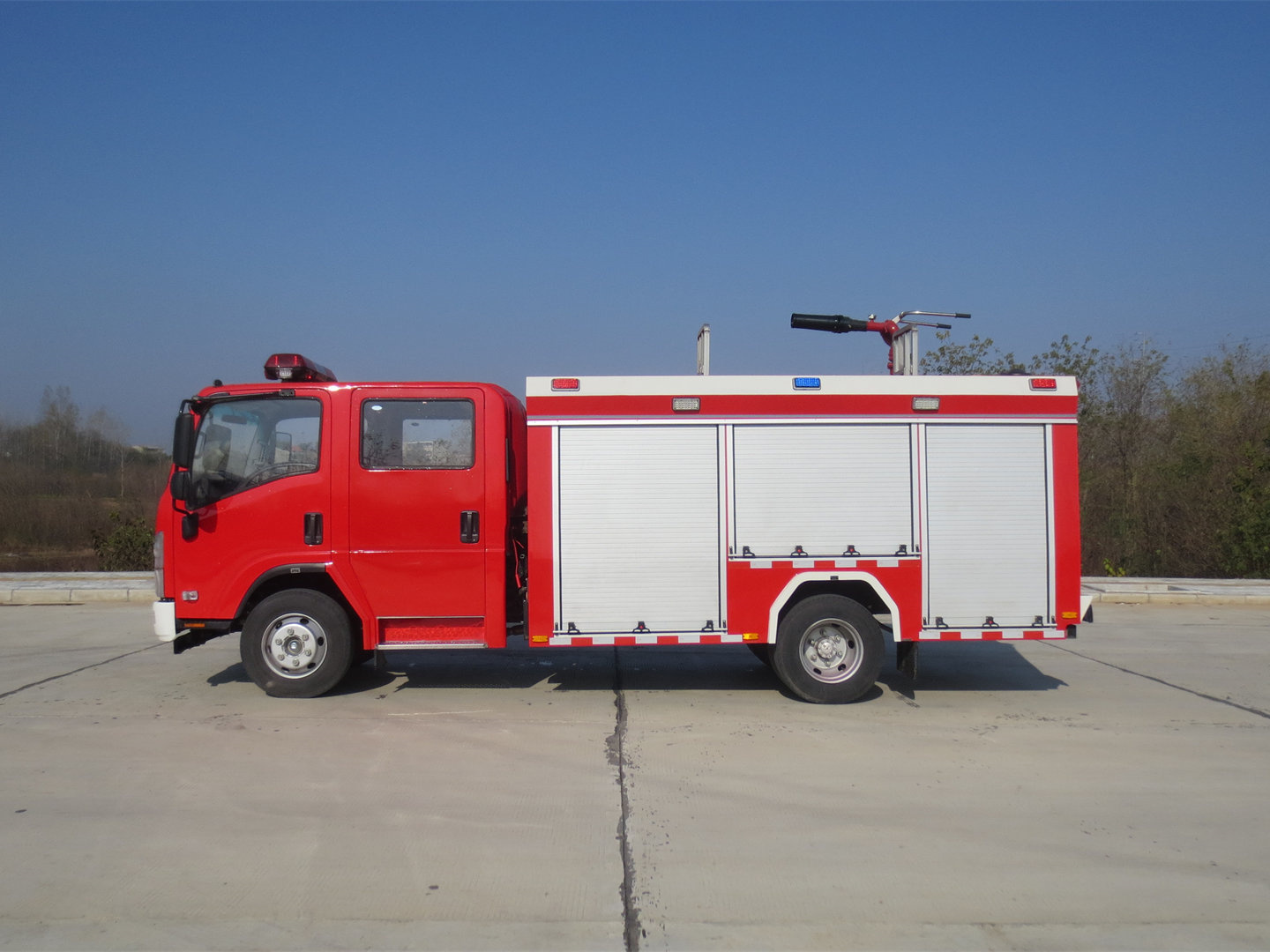 4噸五十鈴泡沫消防車(chē)