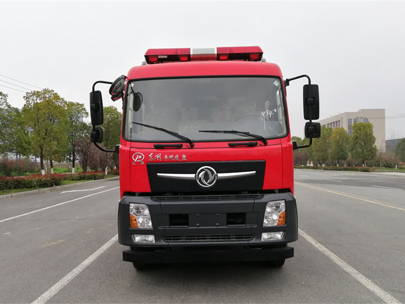 6噸東風專底泡沫消防車